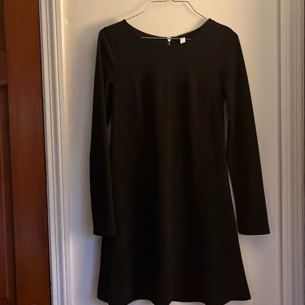 Black dress size small